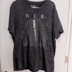 H.E.R. Graphic T-Shirt in Heathered Black Size 1X